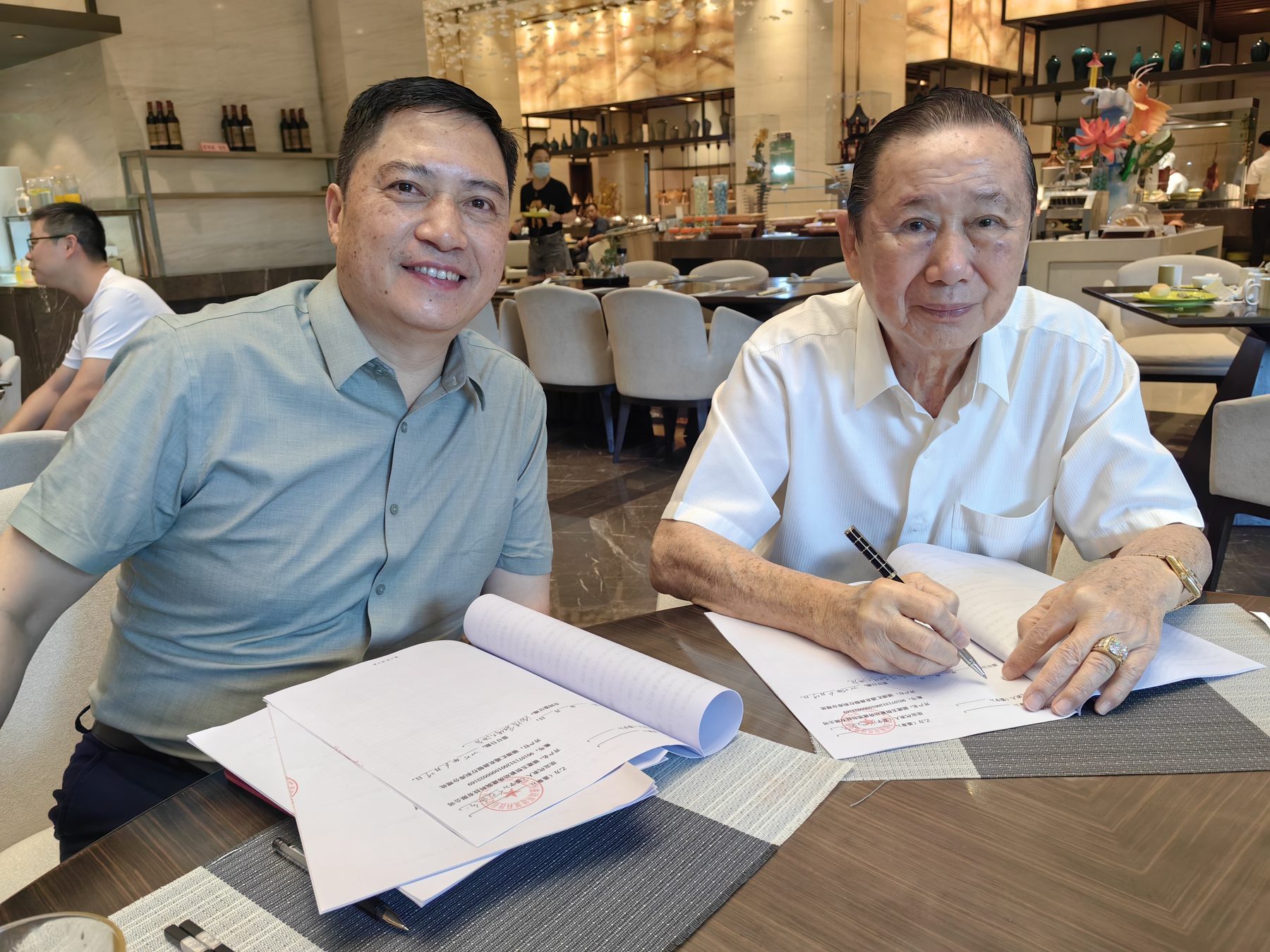印尼泗水新中三语学校
