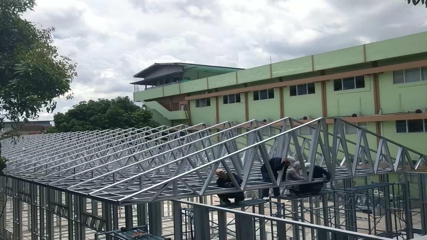 印尼泗水新中三语学校