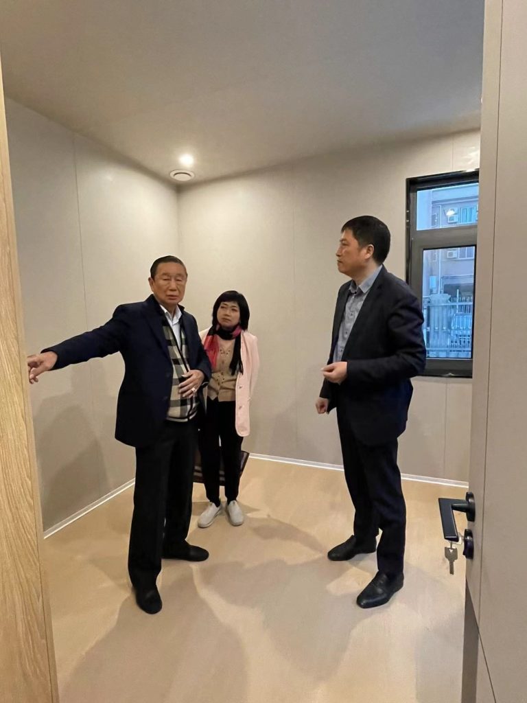 印尼泗水新中三语学校